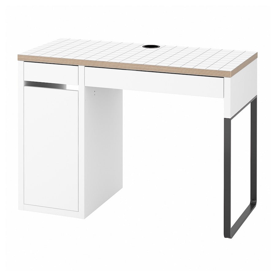 [pre-order] IKEA MICKE Desk, 105x50 cm