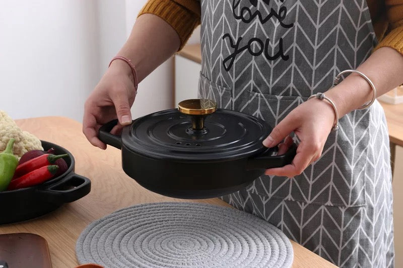 SRÍMUKÄ Japanese Ceramic Casserole